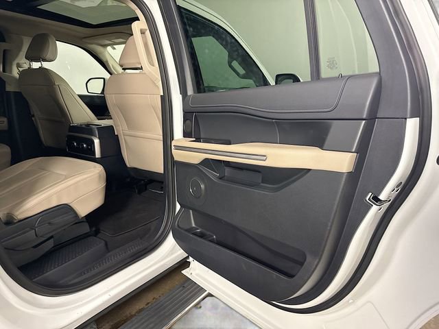 Used 2024 Ford Expedition Max Limited image 47