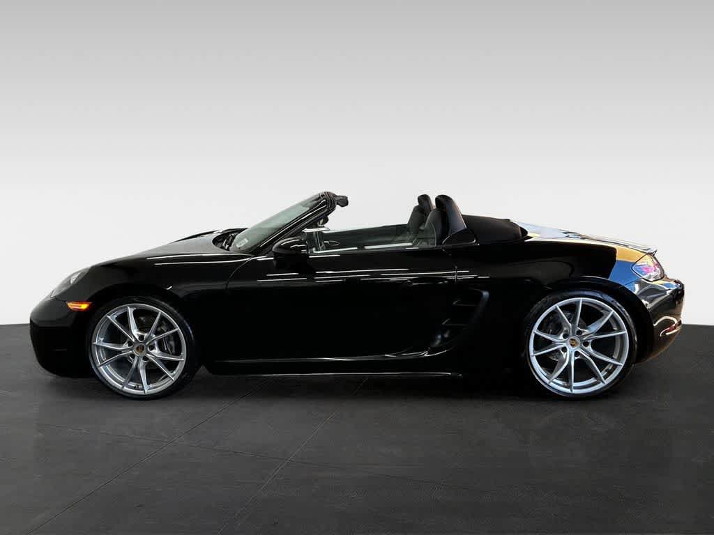 Used 2019 Porsche 718 Boxster RWD image 4