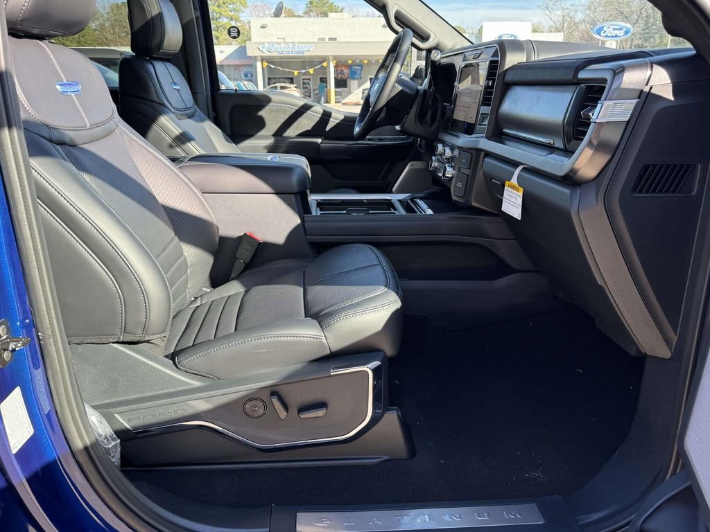 New 2026 Ford F350 Platinum w/ FX4 Off-Road Package image 13