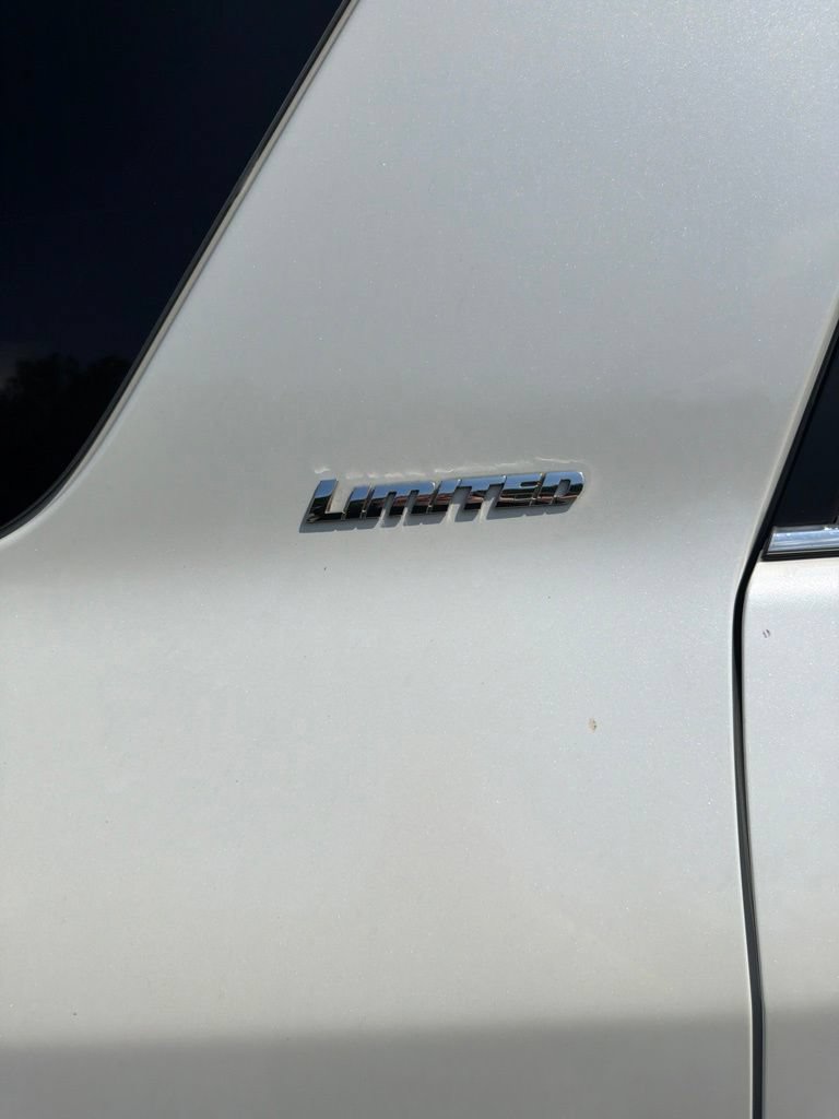 Used 2017 Toyota 4Runner Limited AWD/4WD image 26