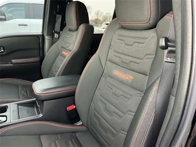 Used 2025 Nissan Frontier Pro-X w/ Pro Convenience Package image 29