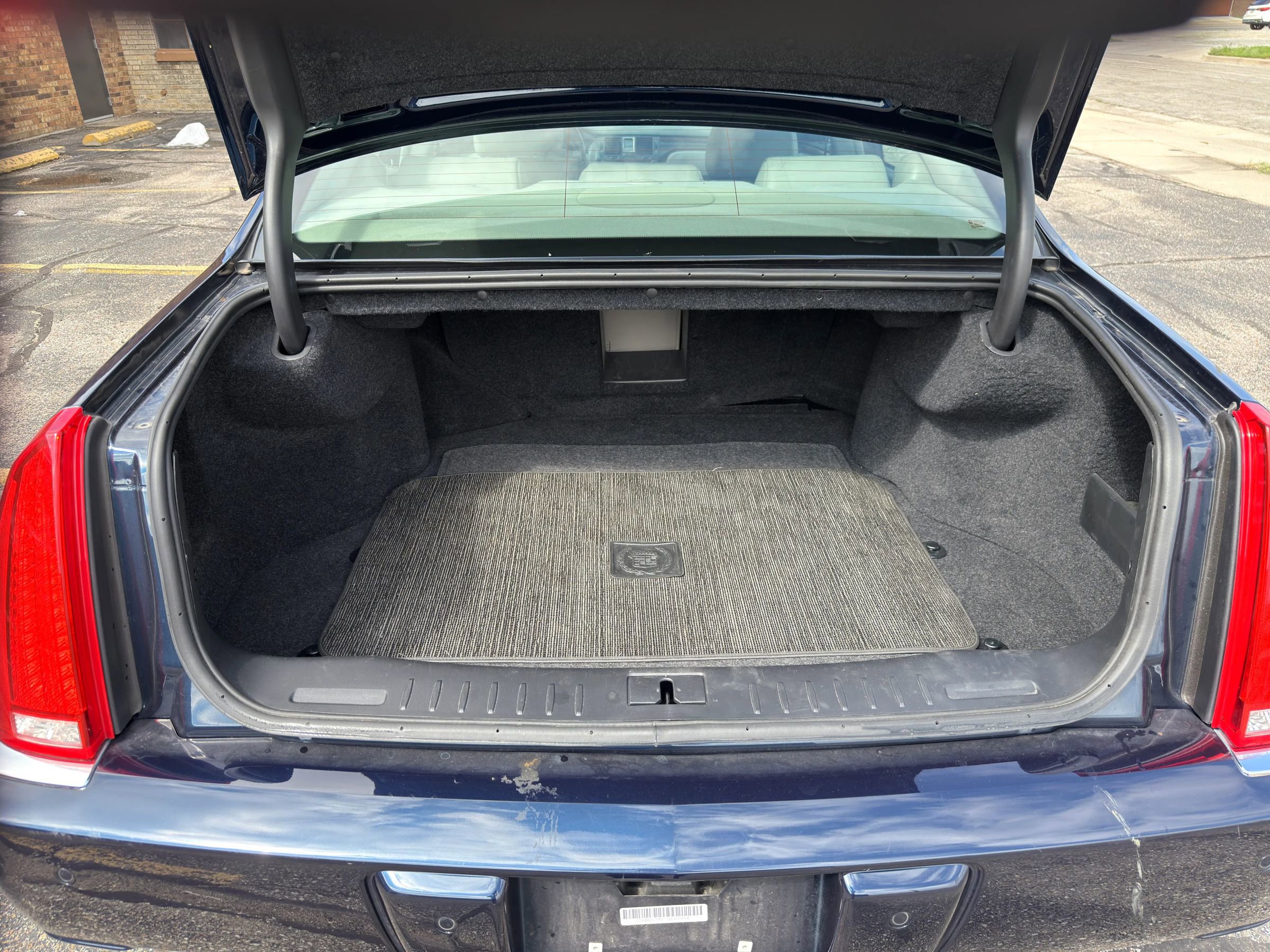 Used 2007 Cadillac DTS Performance image 7