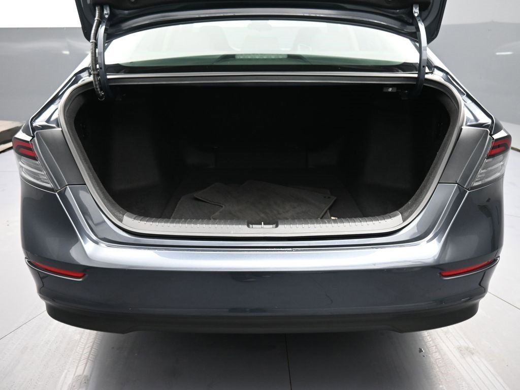 Certified 2023 Honda Accord LX image 21