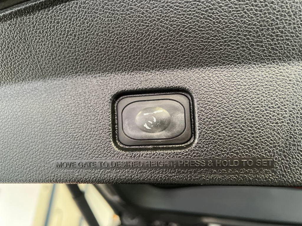 Used 2016 Ford Explorer Limited image 45