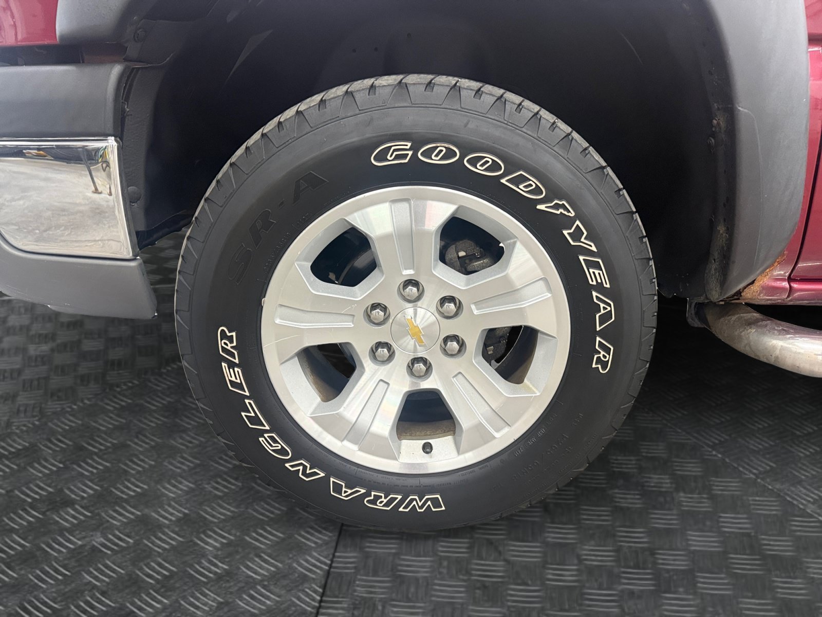 Used 2004 Chevrolet Silverado 1500 4x4 Crew Cab w/ Z71 Convenience Package 2 image 30