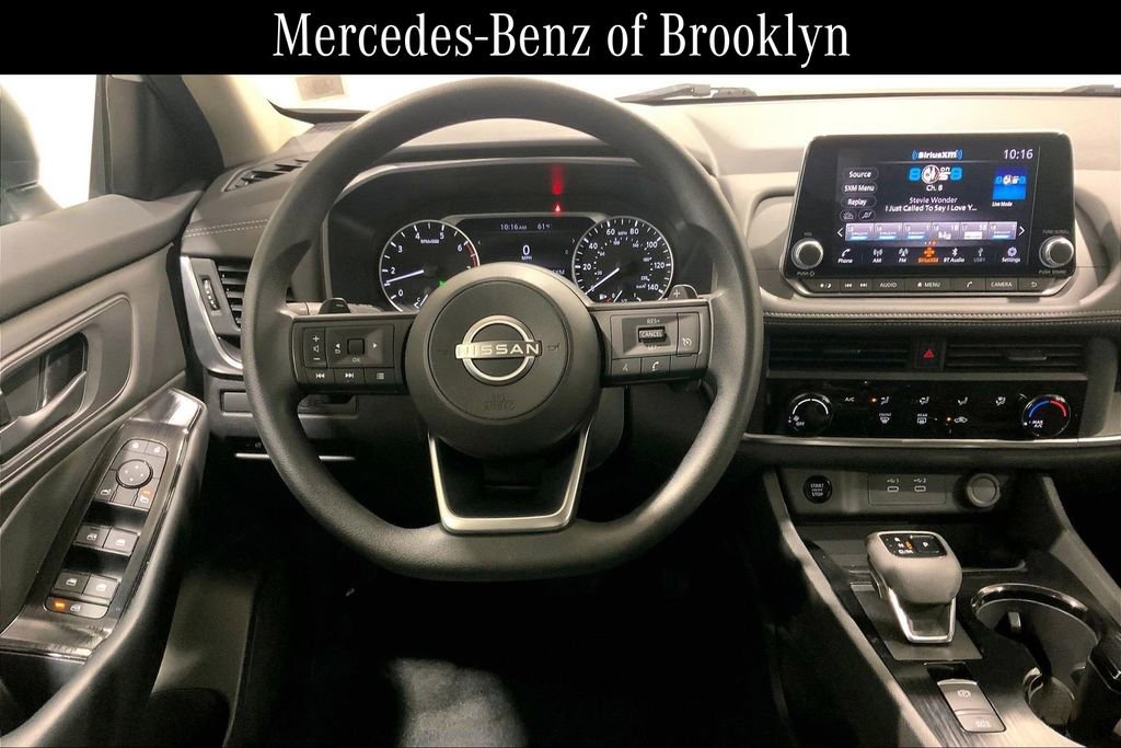 Used 2024 Nissan Rogue S image 5