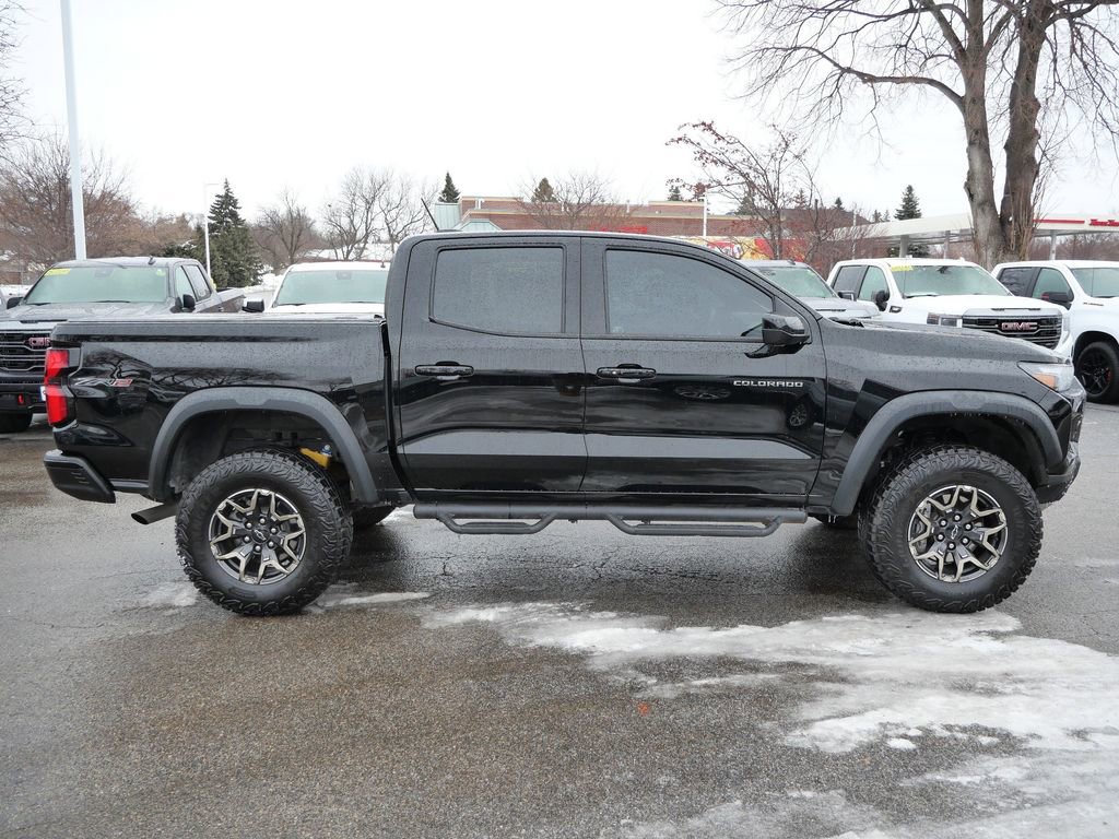 Used 2024 Chevrolet Colorado ZR2 image 11