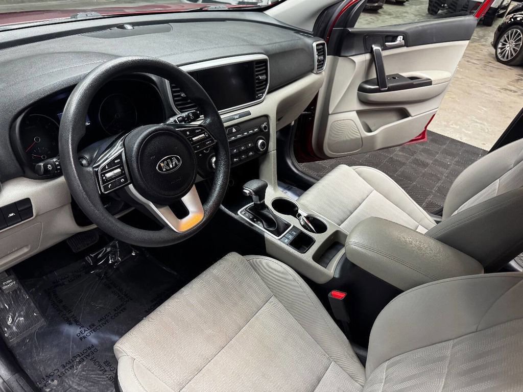 Used 2021 Kia Sportage LX image 33