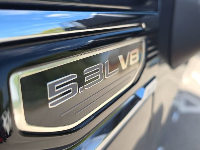 Used 2019 GMC Sierra 1500 SLT w/ SLT Premium Plus Package AWD/4WD image 9