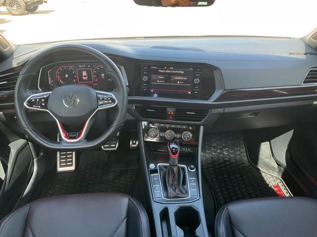 Used 2024 Volkswagen Jetta GLI Autobahn image 3