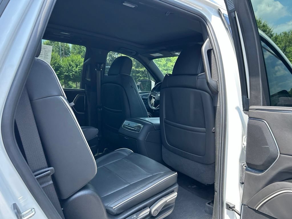 Used 2024 Cadillac Escalade Premium Luxury w/ Performance Package AWD/4WD image 54