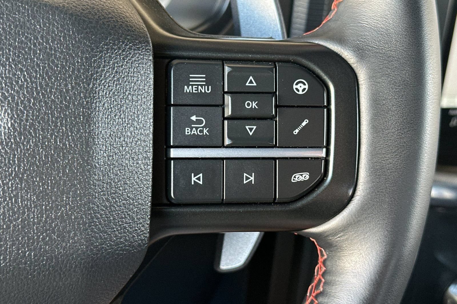 Used 2025 Ford F150 Raptor AWD/4WD image 33