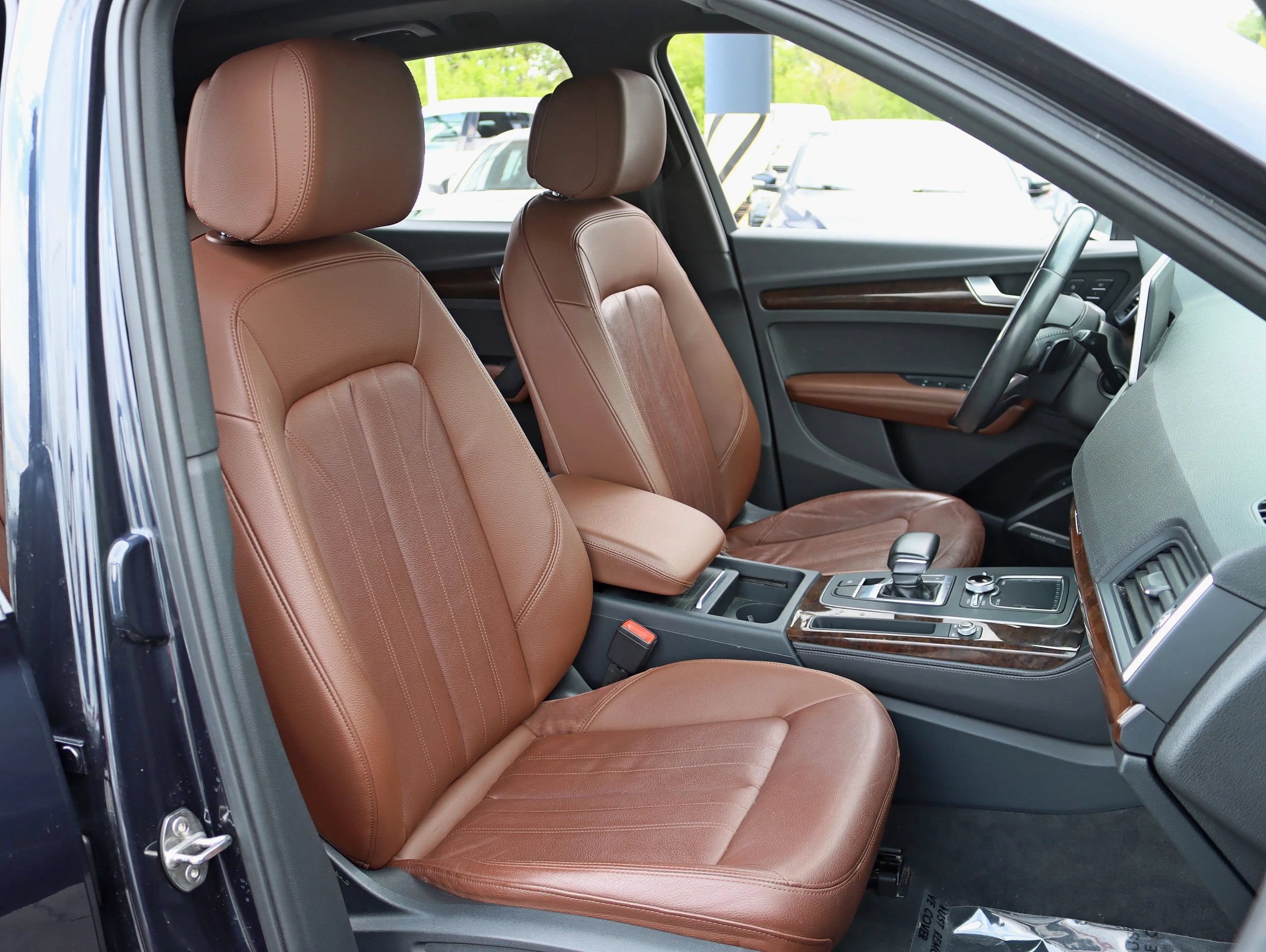 Used 2019 Audi Q5 2.0T Premium Plus w/ Premium Plus Package AWD/4WD image 32