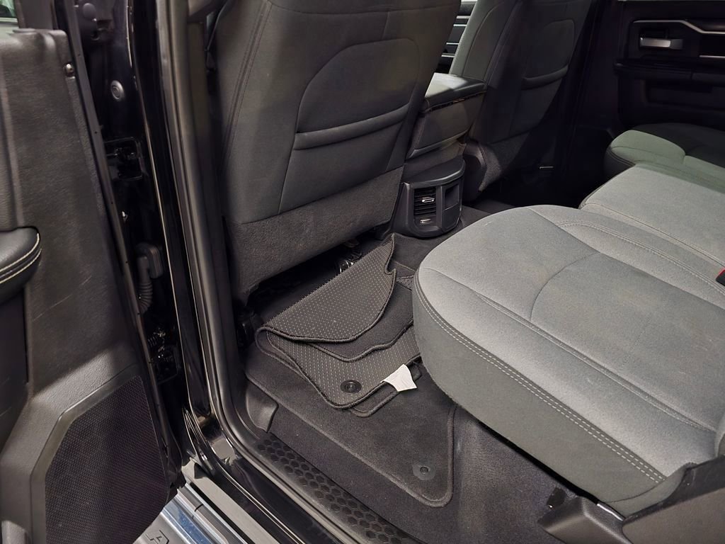 Used 2024 RAM 2500 Big Horn image 34
