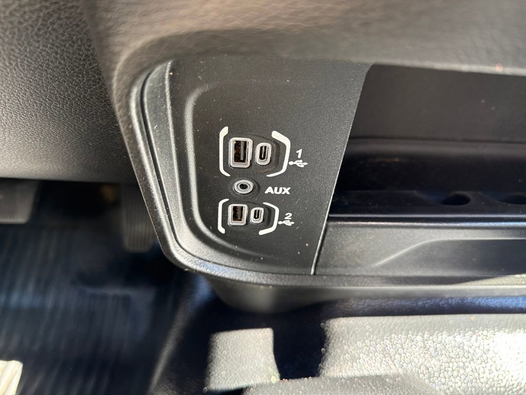 Used 2023 RAM 3500 Tradesman w/ Chrome Appearance Group image 25