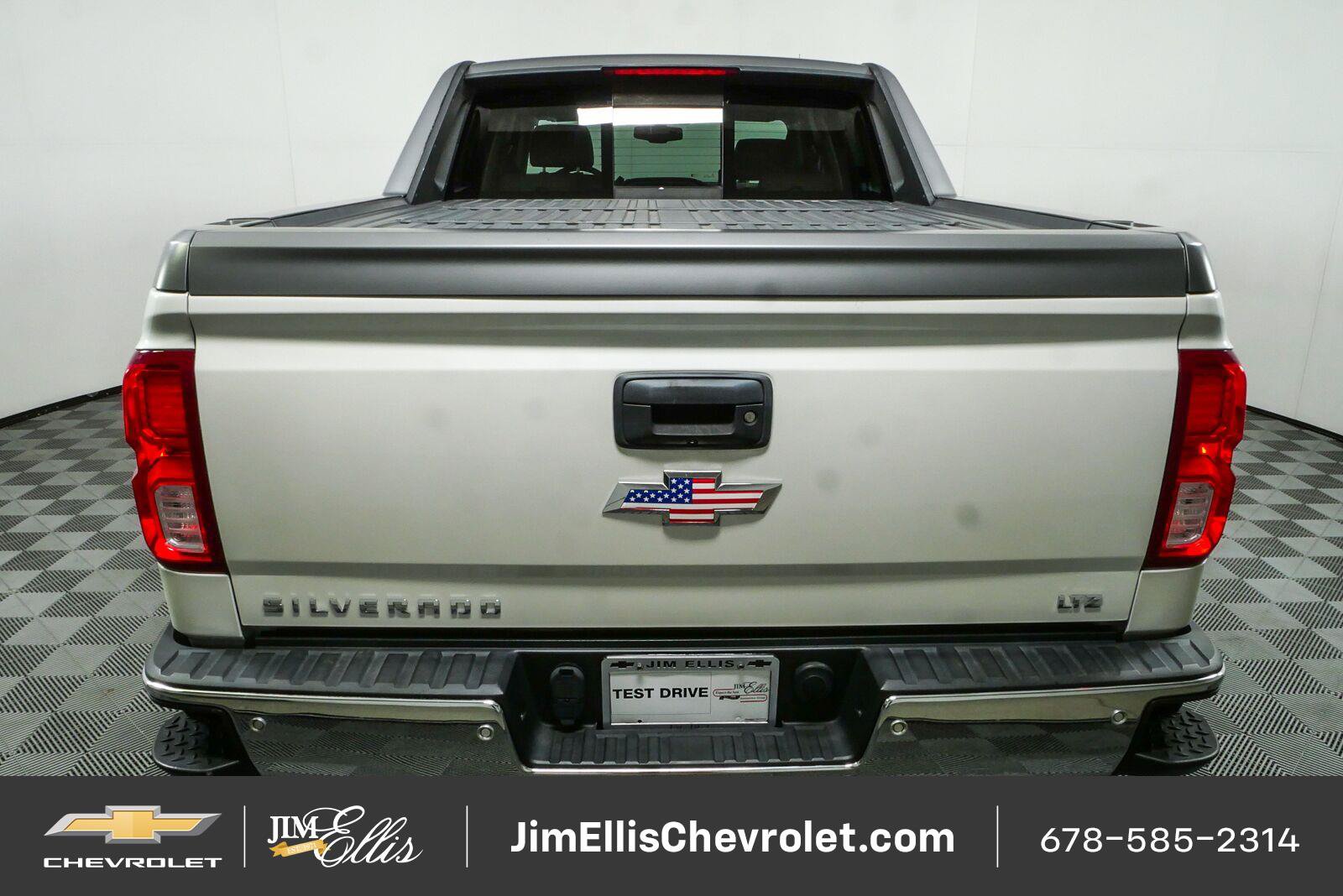 Certified 2017 Chevrolet Silverado 1500 LTZ w/ High Desert Package AWD/4WD image 27