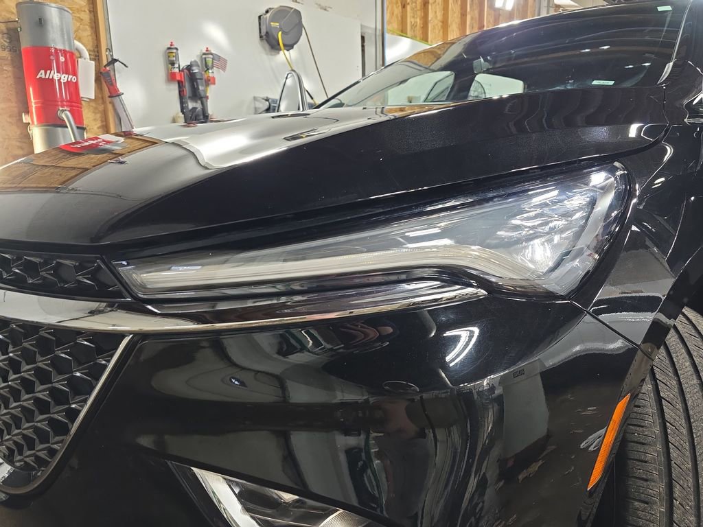 Used 2022 Buick Enclave Avenir w/ Avenir Technology Package image 29