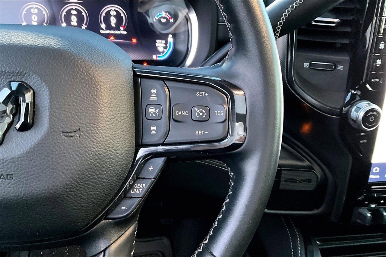 Certified 2024 RAM 2500 Limited image 31