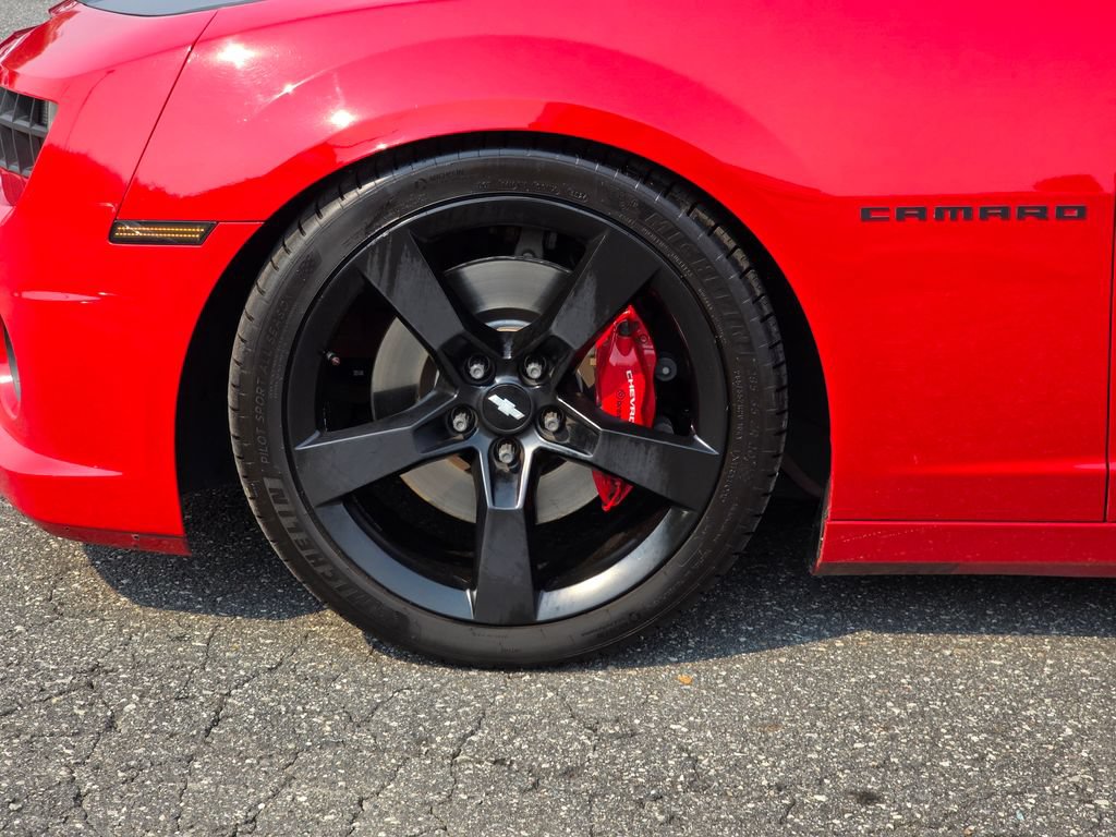 Certified 2013 Chevrolet Camaro SS w/ SS Performance Package RWD image 23