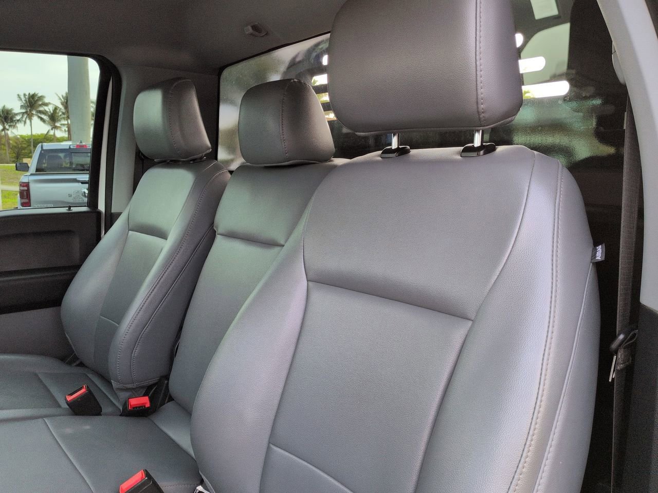 Used 2023 Ford F550 4x4 Regular Cab Super Duty image 14