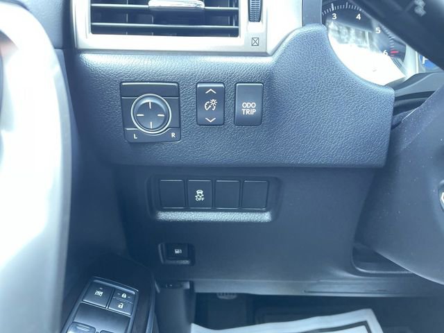 Used 2015 Lexus GX 460 image 18