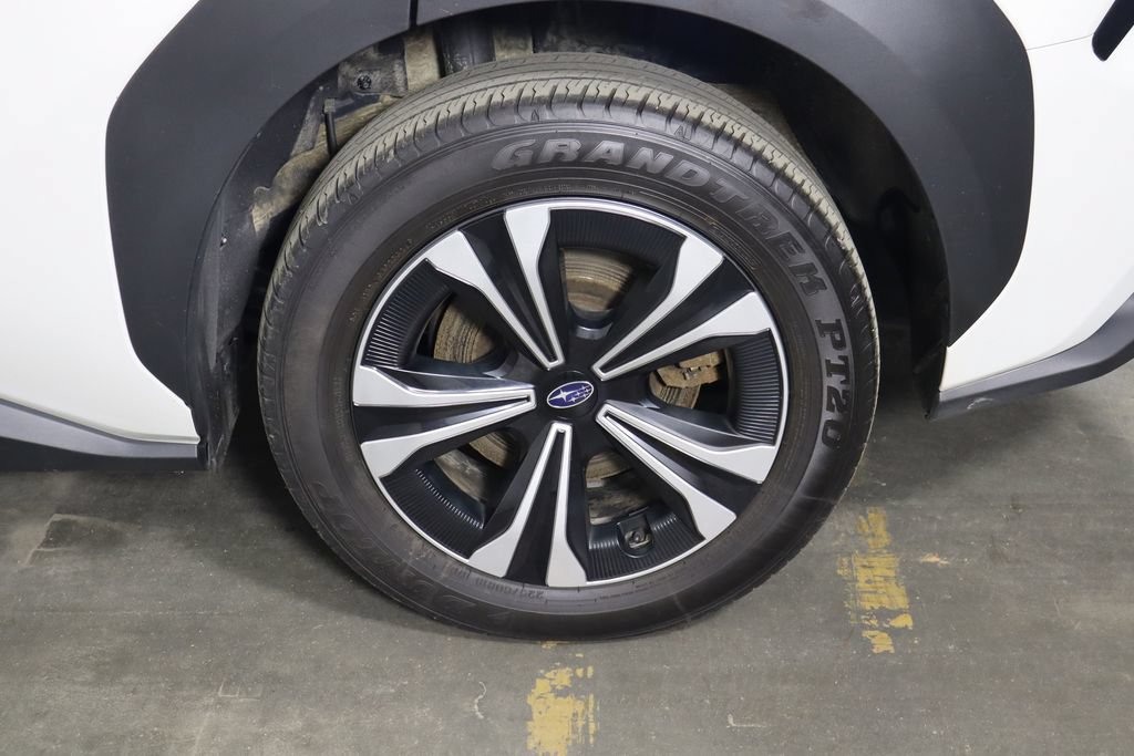 Used 2023 Subaru Solterra AWD image 39