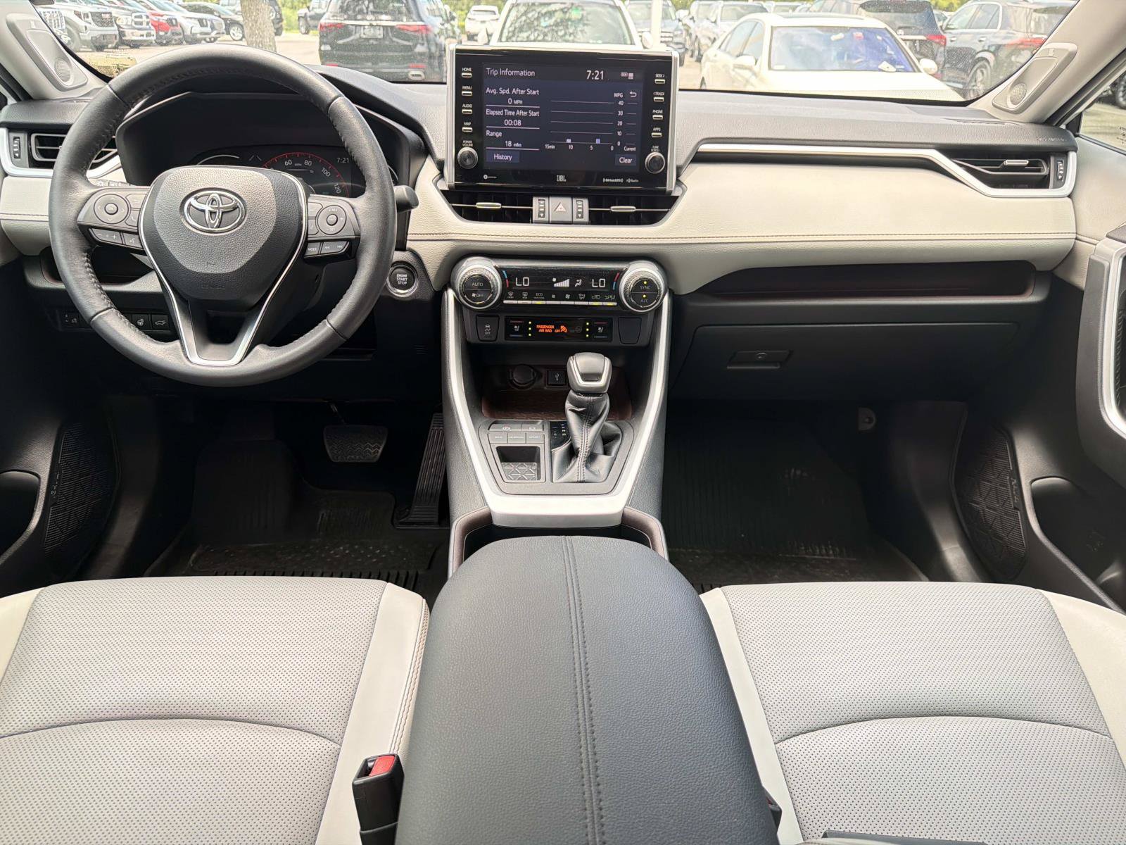 Used 2022 Toyota RAV4 Limited w/ Limited Grade Weather Package FWD image 12