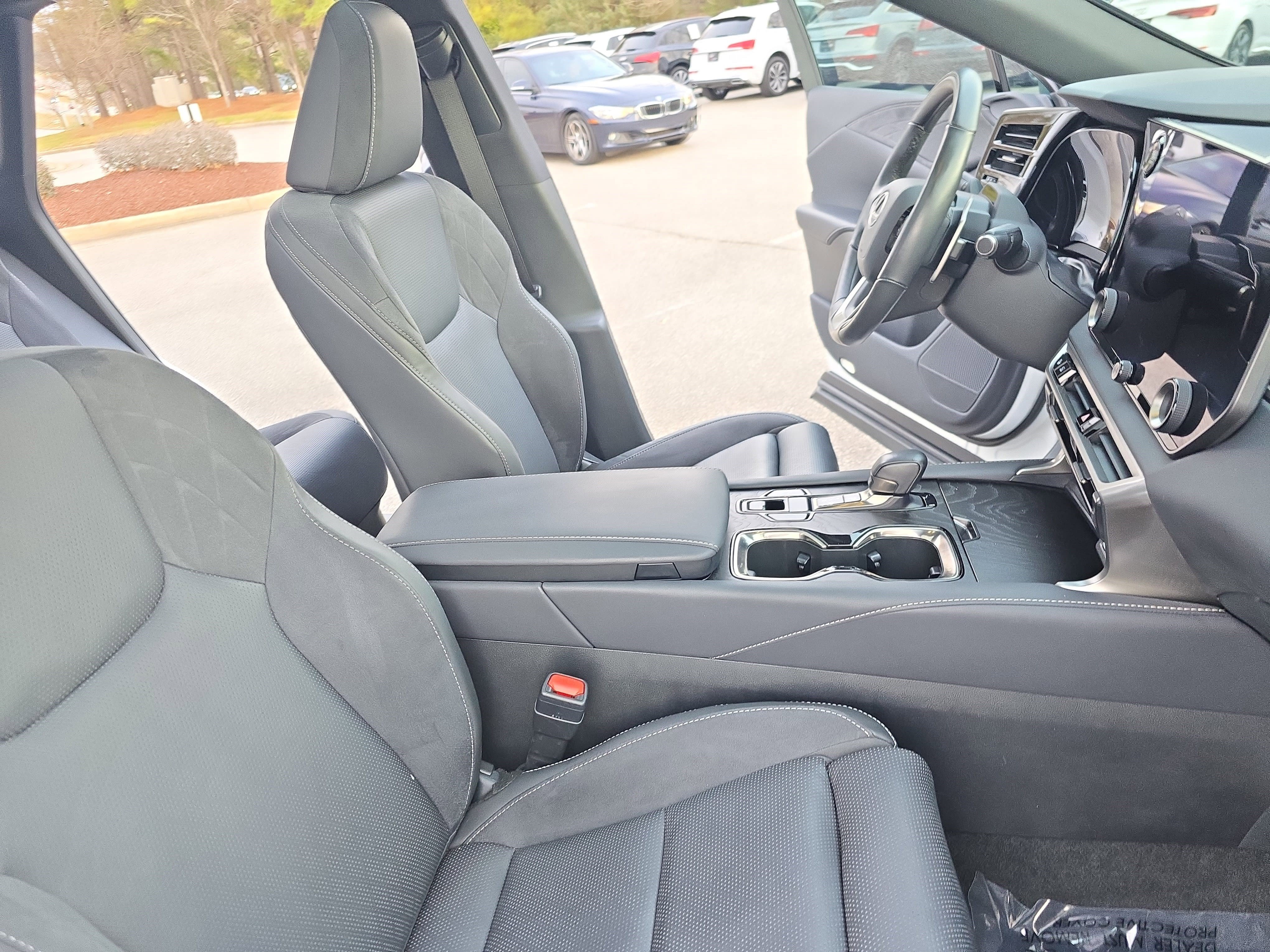 Used 2024 Lexus RX 350 RX 350 Luxury image 10