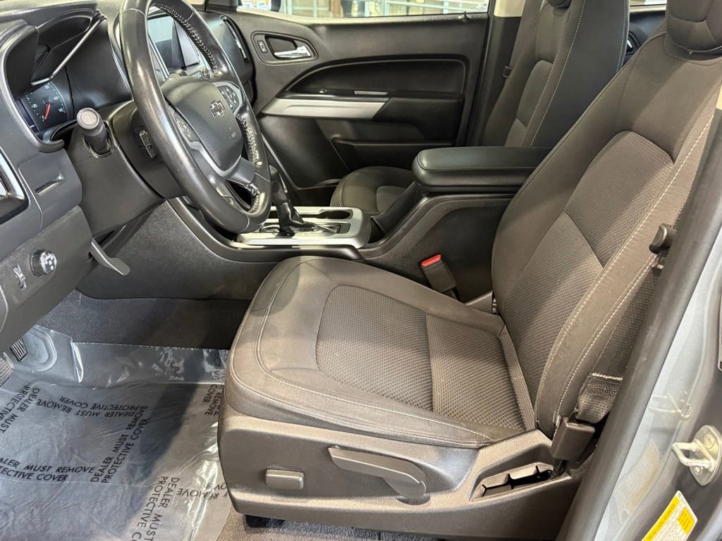 Used 2021 Chevrolet Colorado LT w/ LT Convenience Package image 16