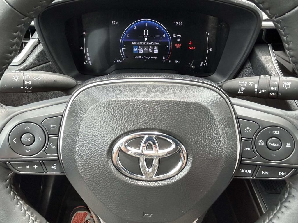New 2026 Toyota Corolla Cross LE w/ Moonroof Package FWD image 27