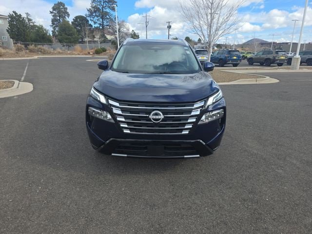 Used 2025 Nissan Rogue Platinum w/ Tech Package image 8