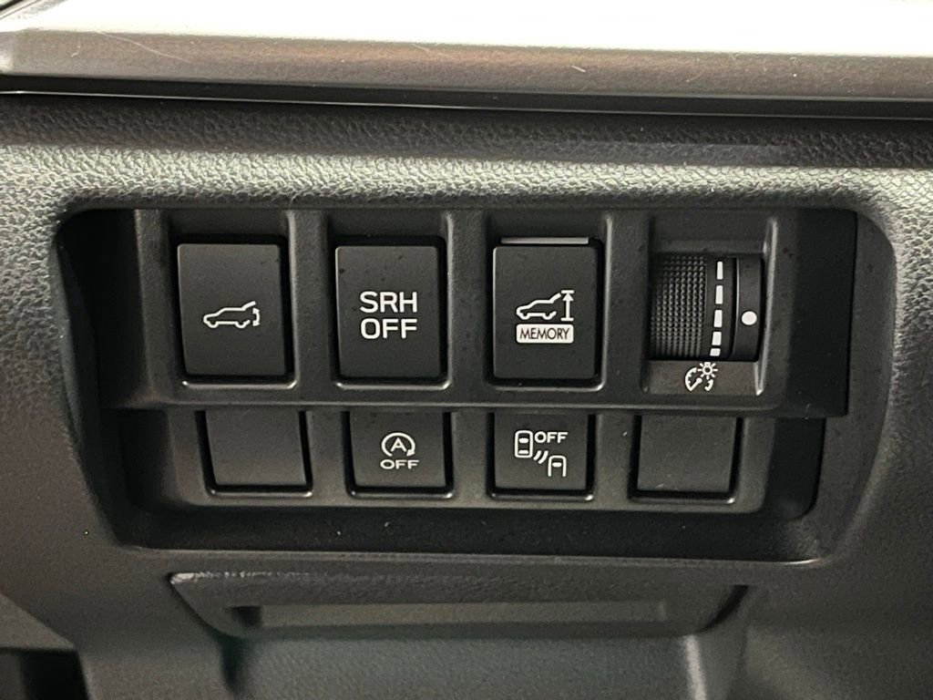 Used 2022 Subaru Forester Premium AWD/4WD image 16