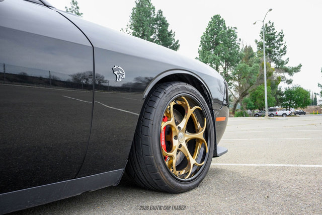 Used 2016 Dodge Challenger SRT Hellcat image 94