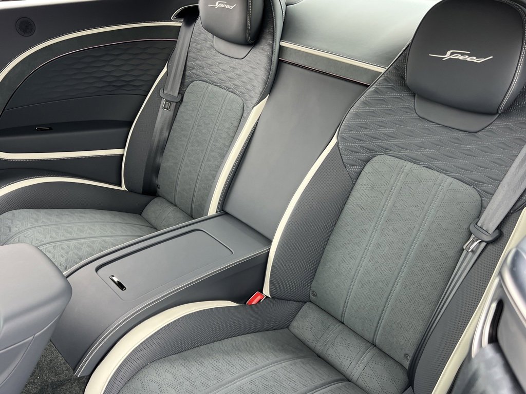 Used 2025 Bentley Continental GT Speed image 19