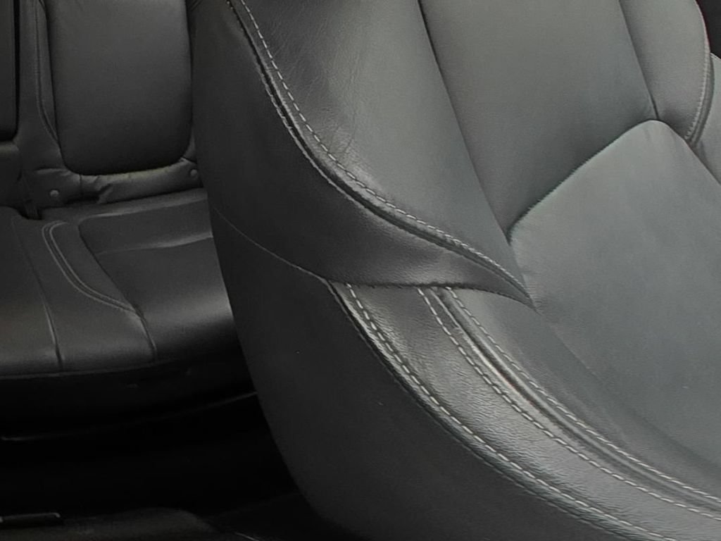 Used 2020 Mitsubishi Outlander SEL AWD/4WD image 14