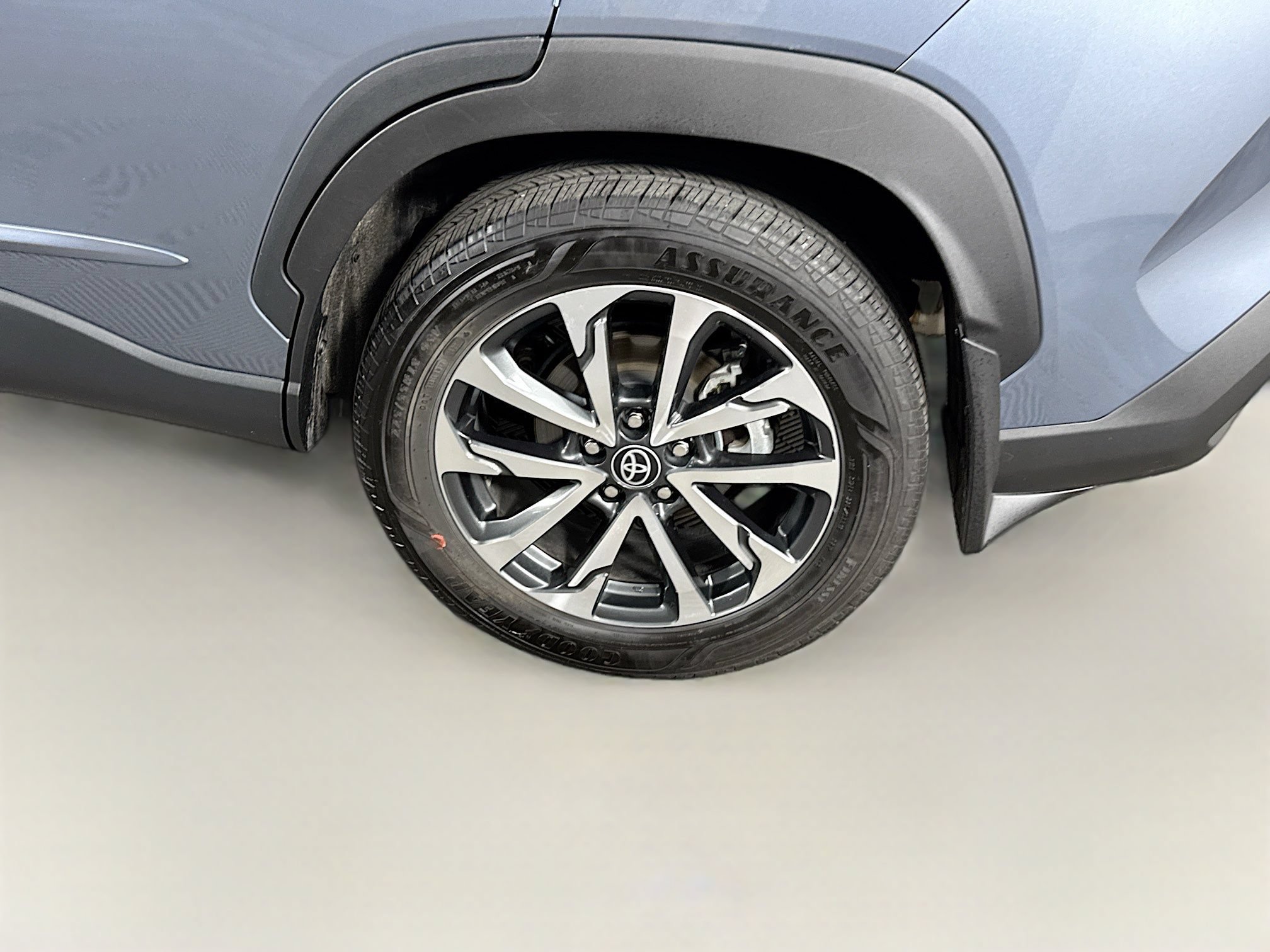Certified 2023 Toyota Corolla Cross XLE w/ Convenience Package AWD/4WD image 9