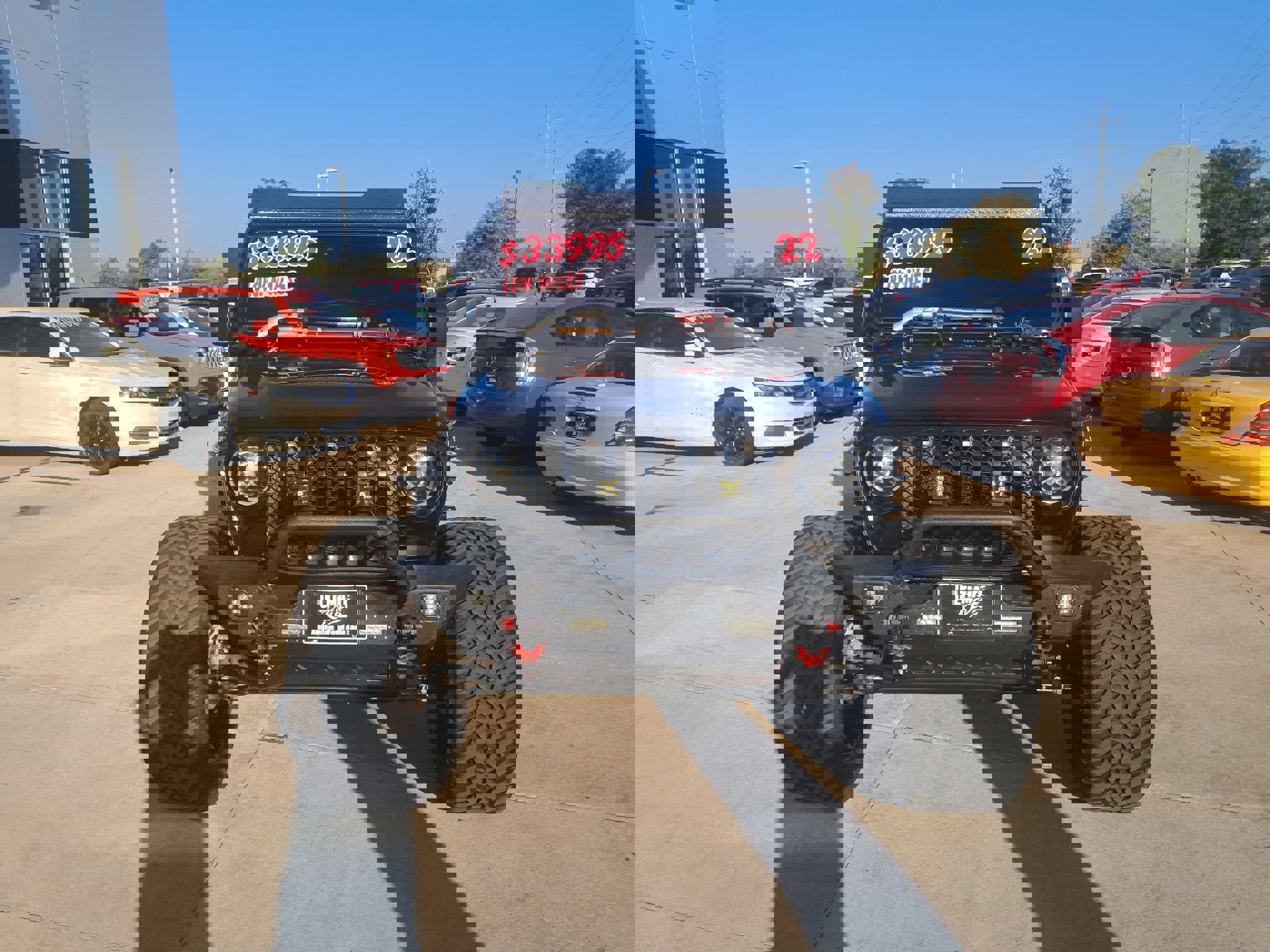 Used 2022 Jeep Gladiator Sport image 11