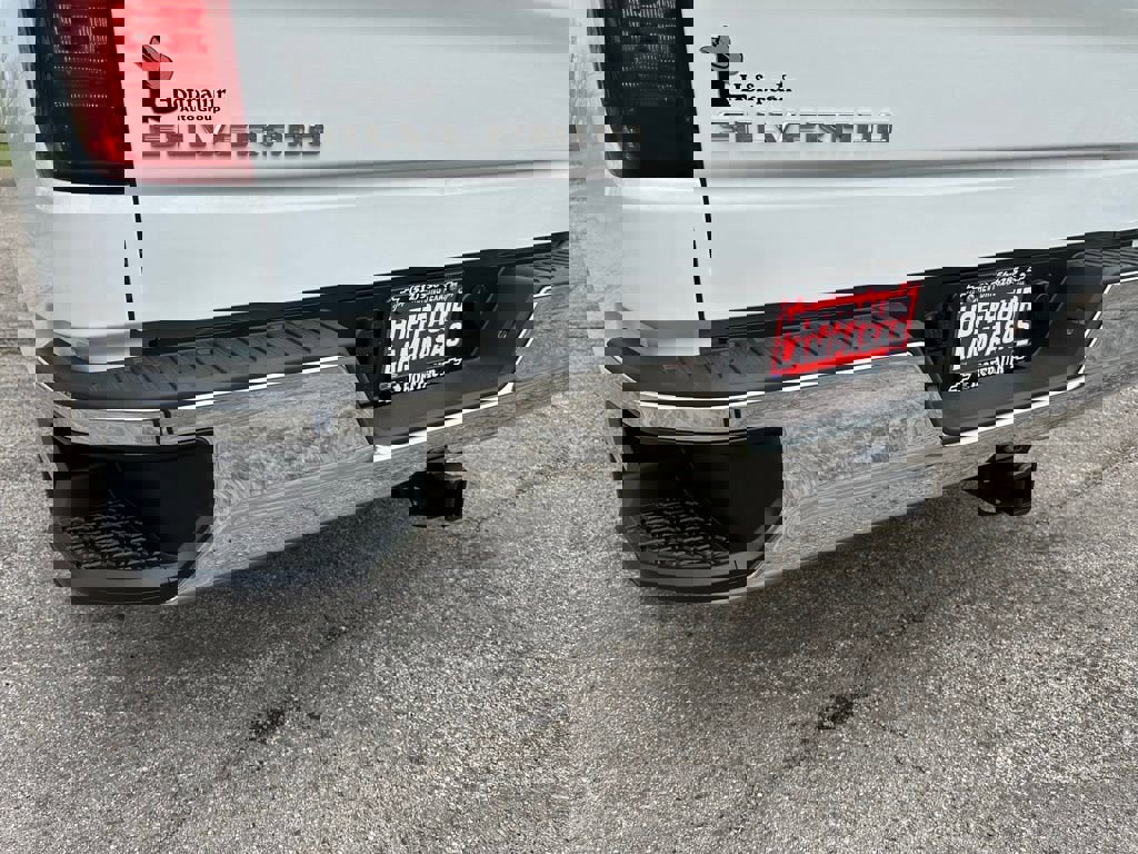 New 2025 Chevrolet Silverado 1500 LT image 7