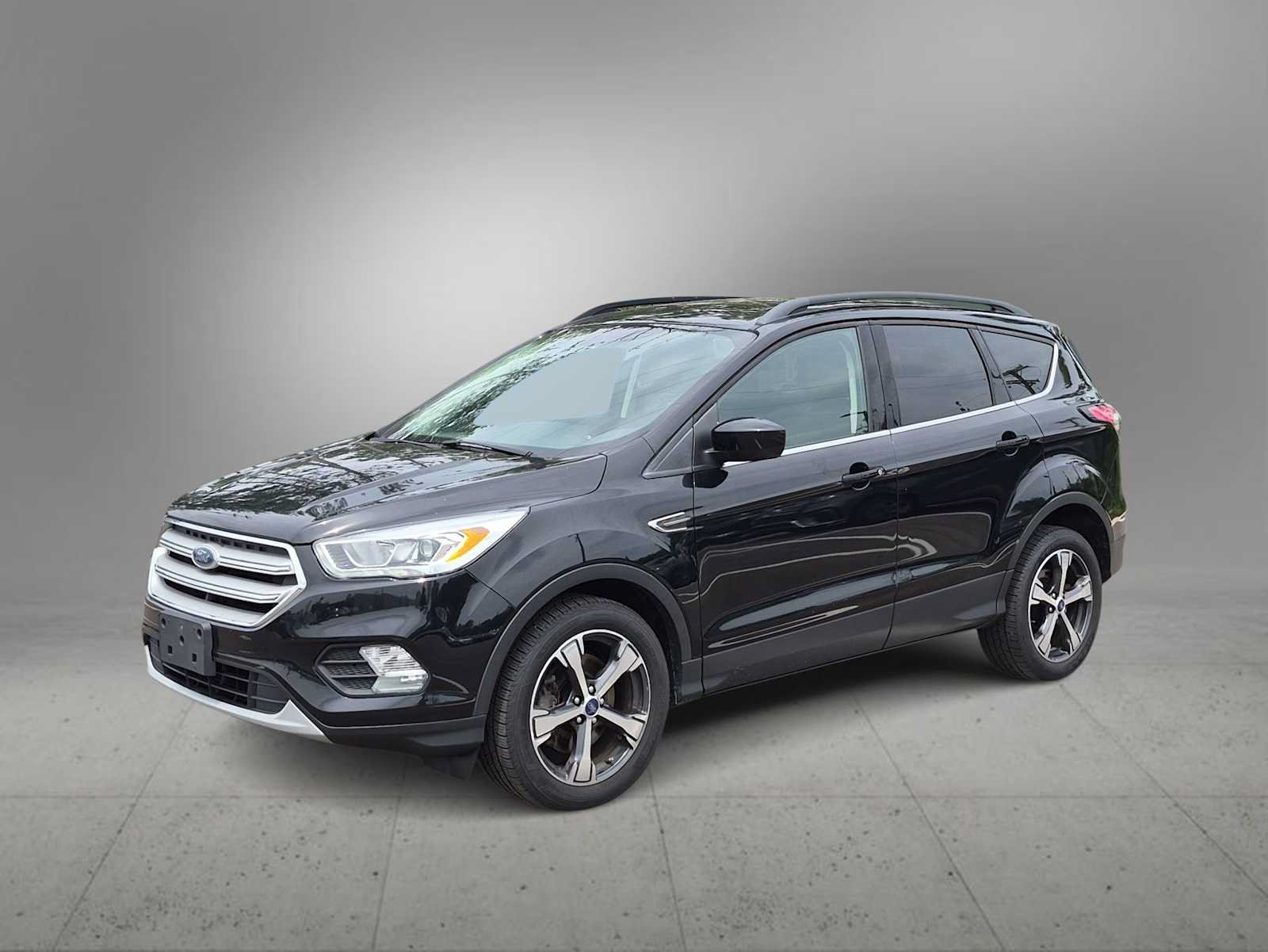 Used 2018 Ford Escape SEL AWD/4WD image 4