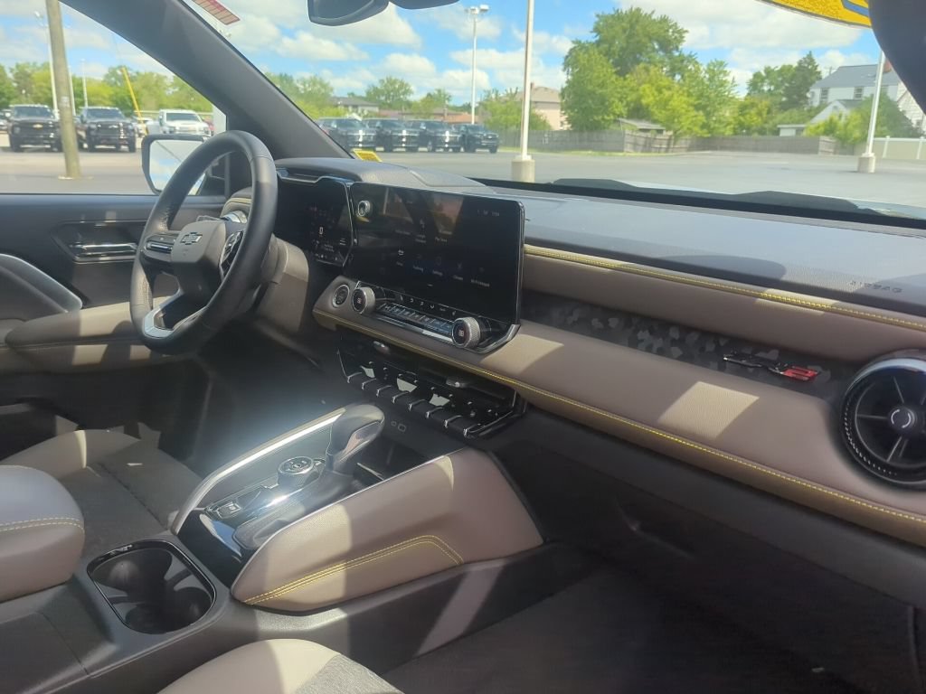 Certified 2024 Chevrolet Colorado ZR2 AWD/4WD image 17