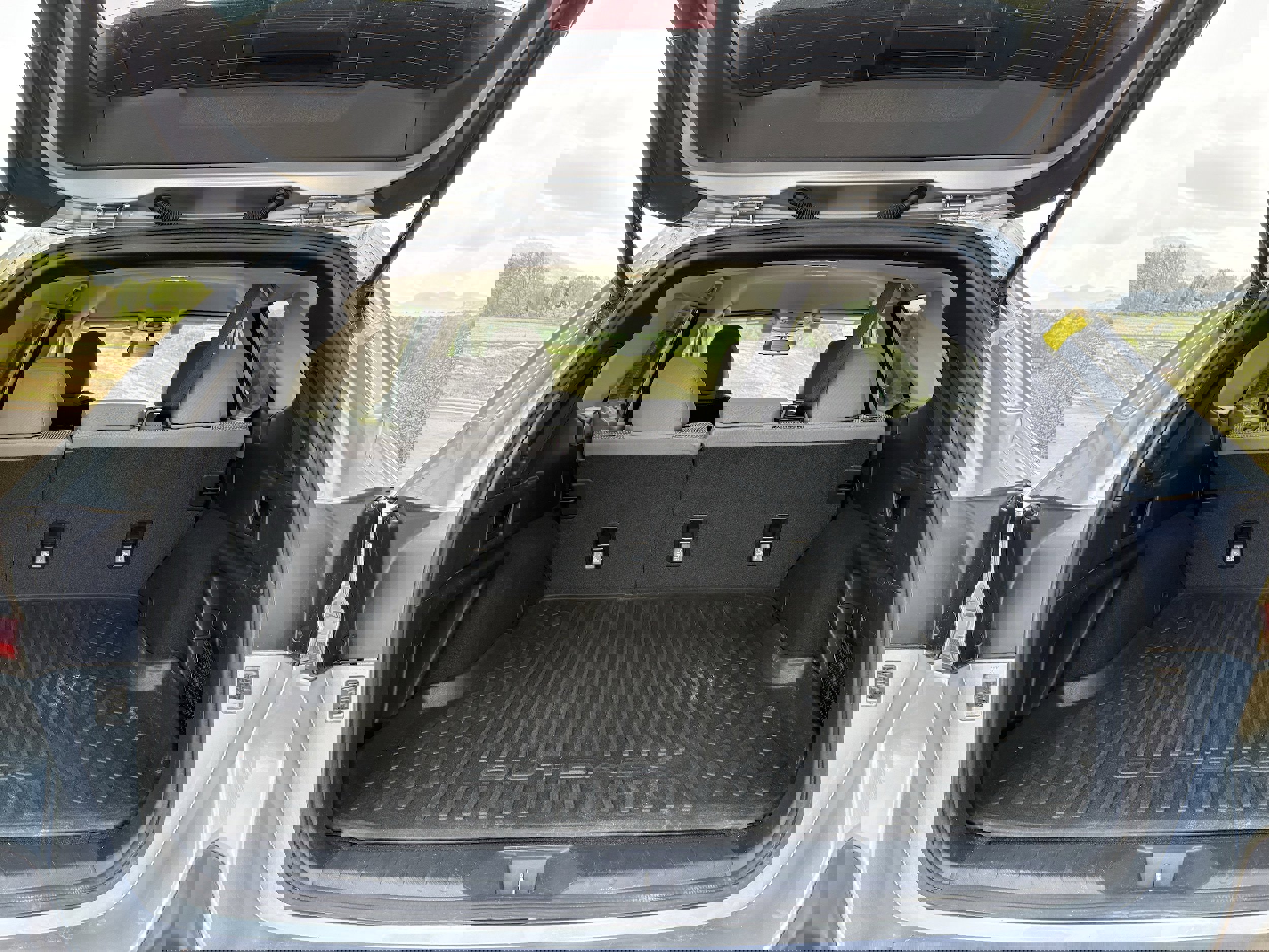 Used 2021 Subaru Outback Premium image 16