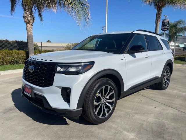 New 2026 Ford Explorer ST-Line w/ Premium Package