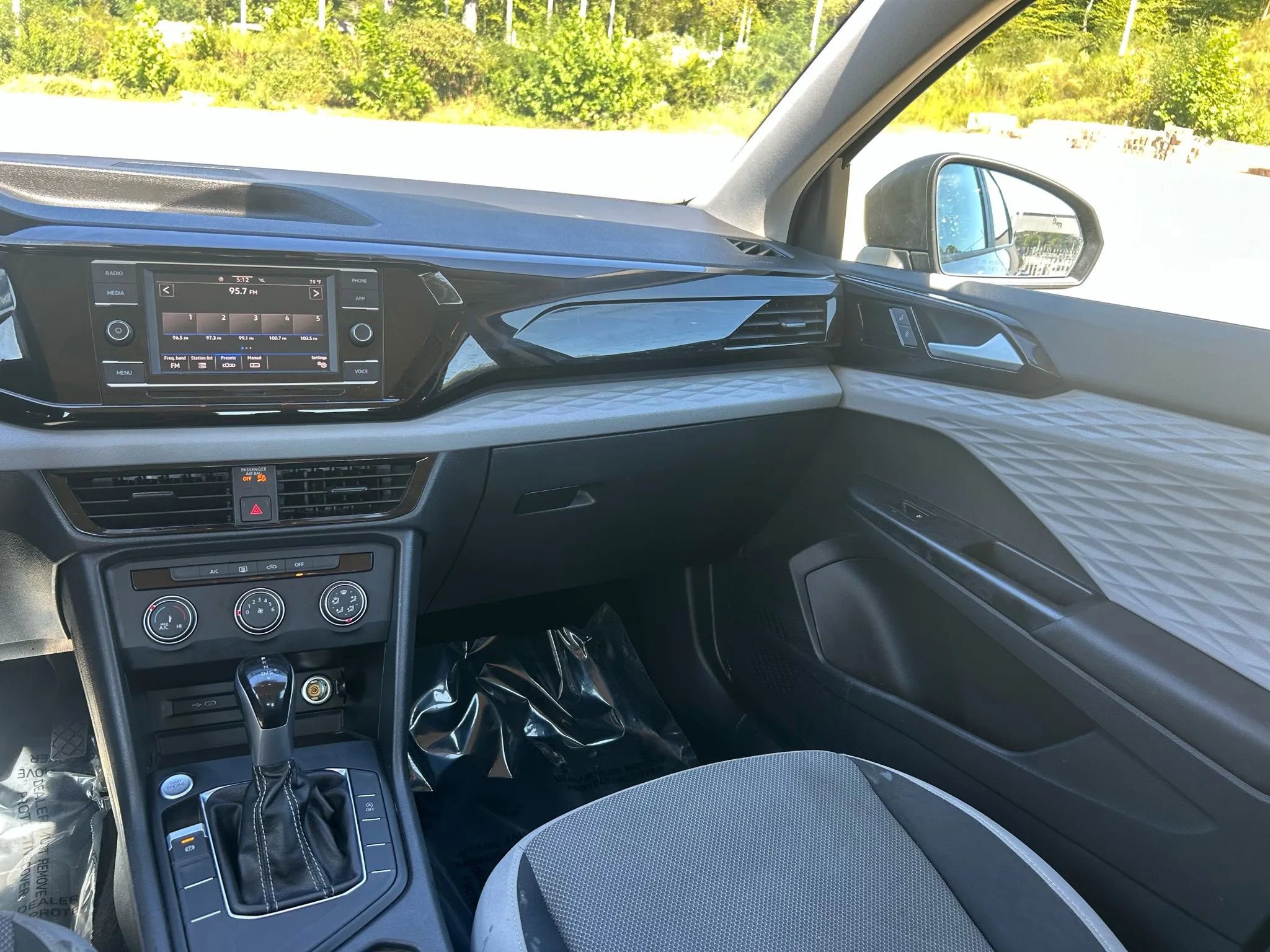 Used 2022 Volkswagen Taos S w/ IQ Drive S Package image 25