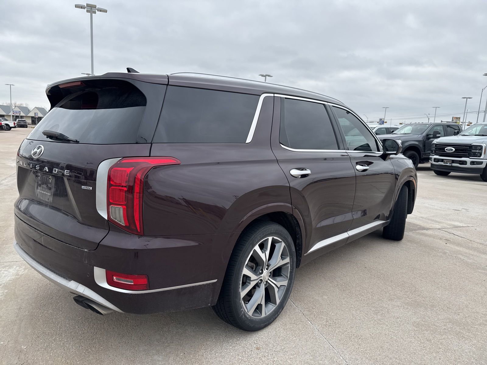 Used 2021 Hyundai Palisade Limited image 3