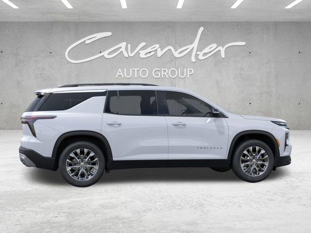 New 2026 Chevrolet Traverse LT w/ Sun and Wheel Package FWD image 5