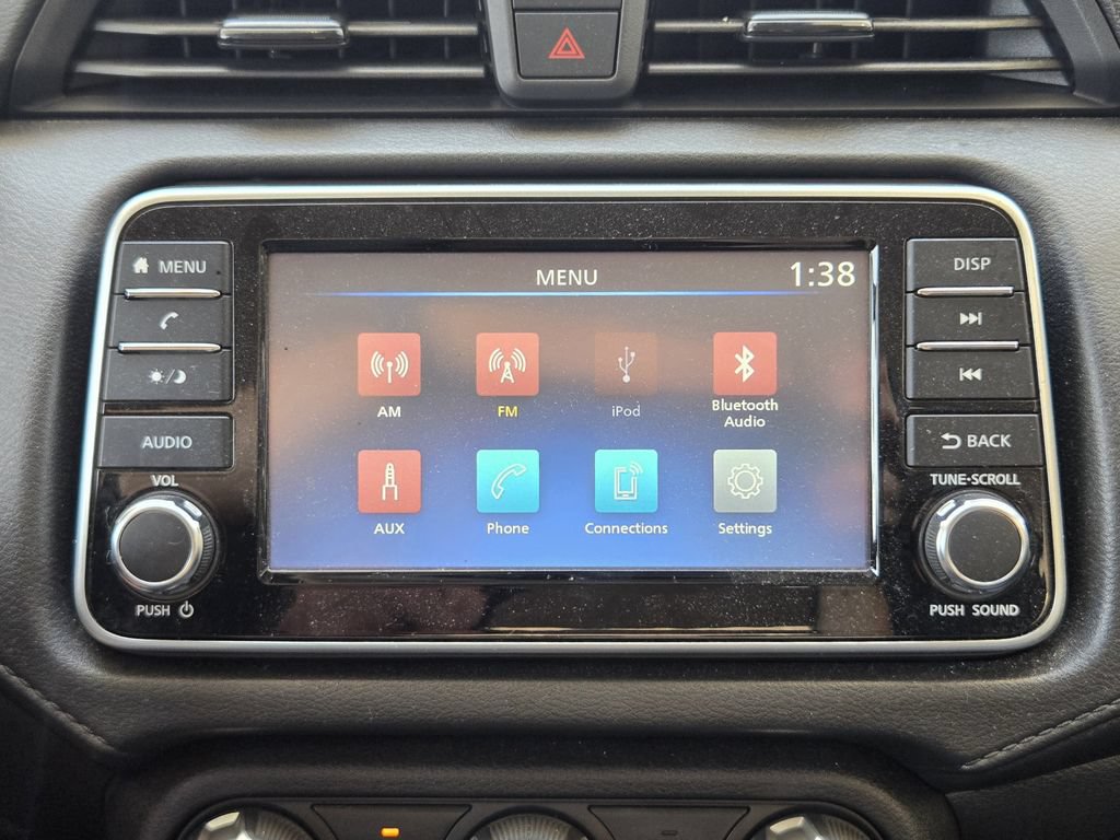 Used 2022 Nissan Versa S FWD image 16