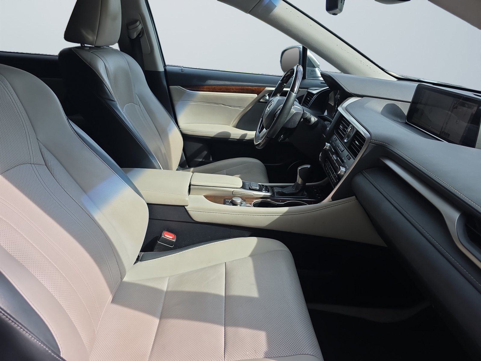 Used 2018 Lexus RX 350 AWD w/ Premium Package image 17
