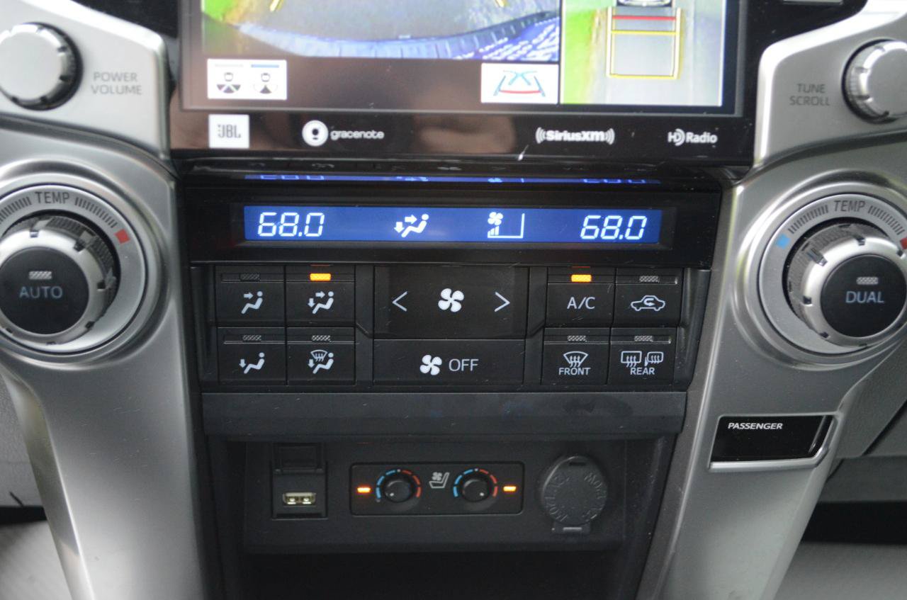 Used 2023 Toyota 4Runner Limited AWD/4WD image 27