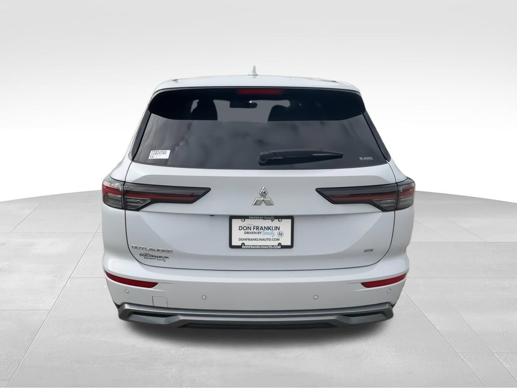 New 2026 Mitsubishi Outlander SE AWD/4WD image 7