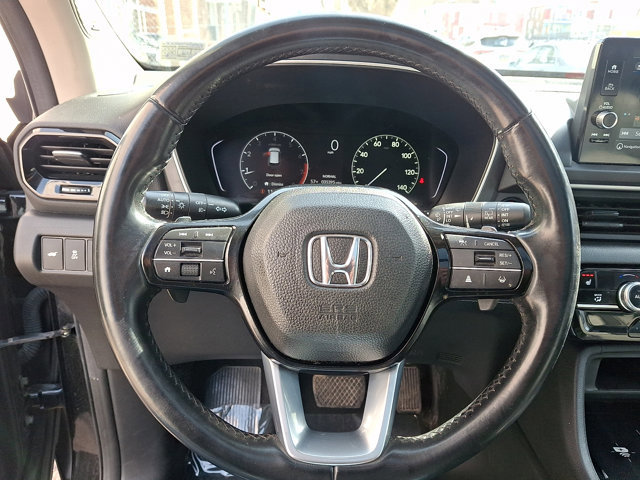 Used 2023 Honda Pilot Touring image 22